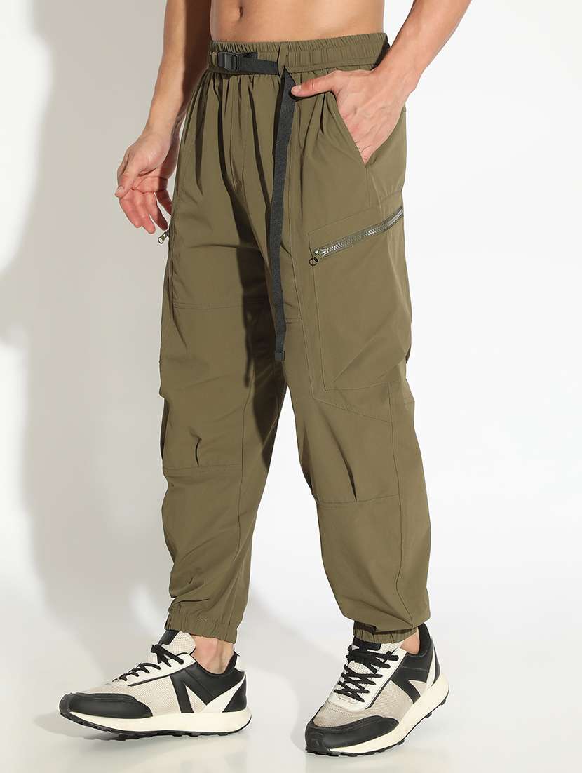 men solid low rise loose fit cargo - 22102181 -  Standard Image - 2