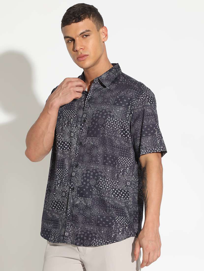men printed short sleeve regular fit casual shirt - 22102289 -  Standard Image - 2