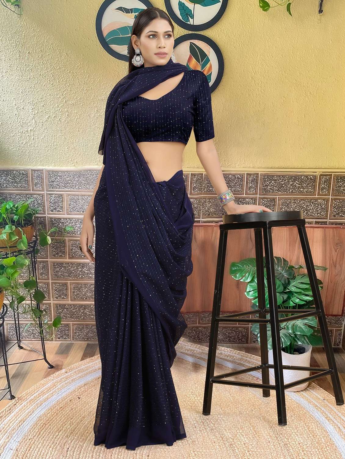 women solid with work embellished saree with blouse - 22103275 - Standard Image - 2