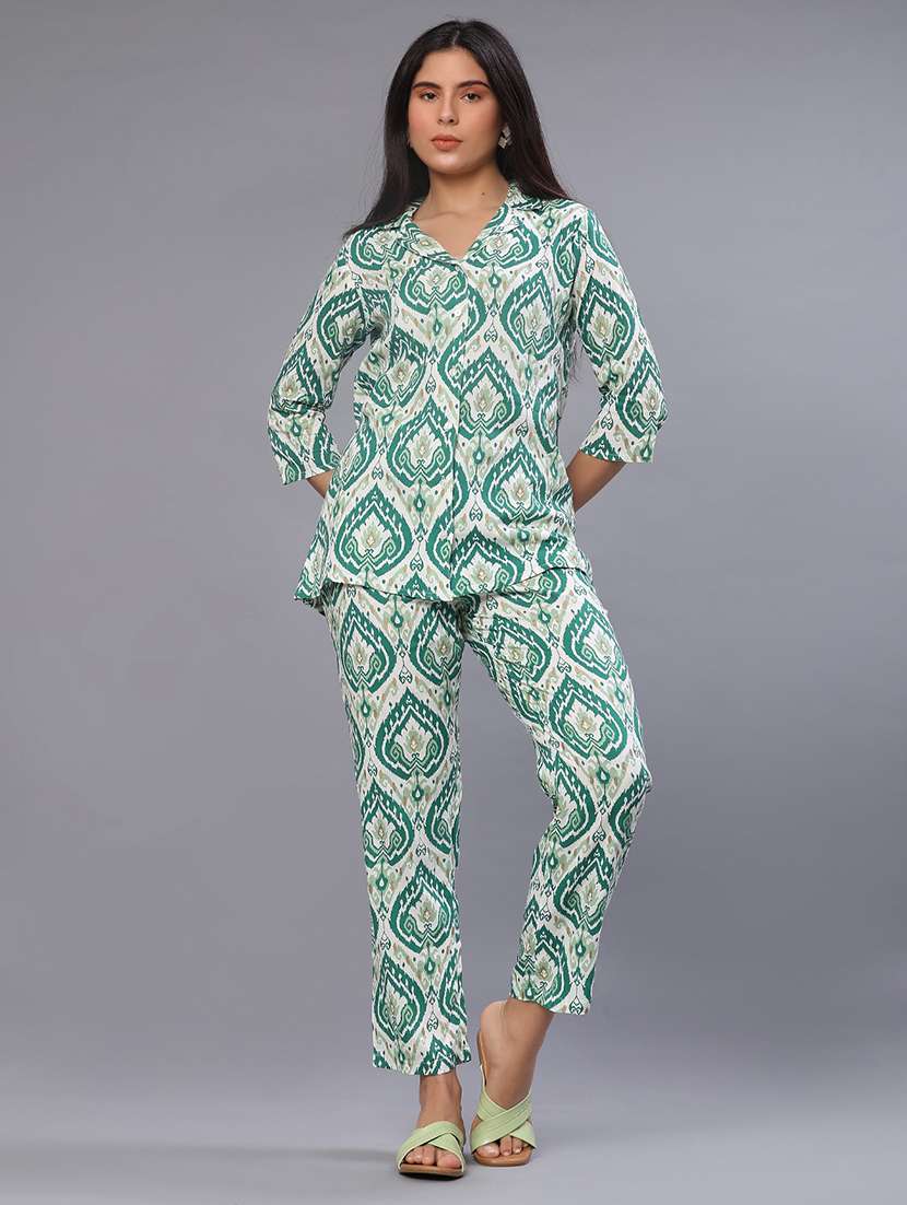 women green co-ord set - 22105397 -  Standard Image - 2