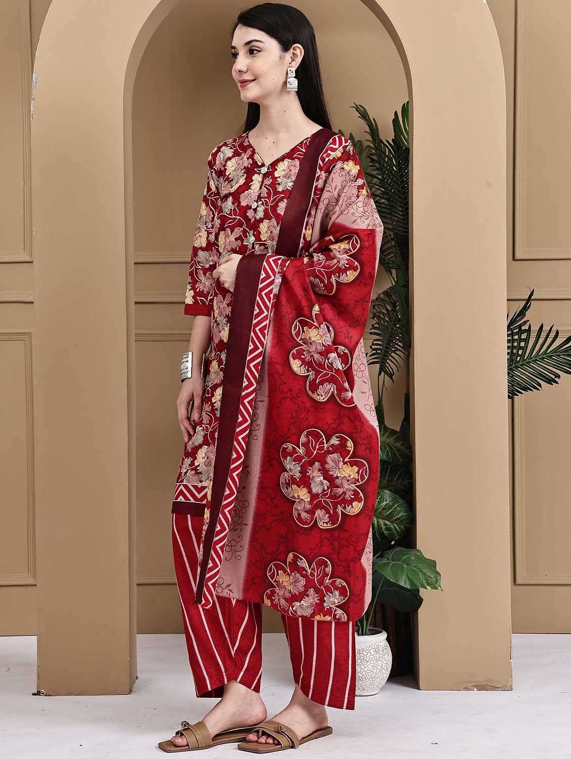 women printed three quarter sleeve kurta salwar with dupatta set - 22105885 -  Standard Image - 2