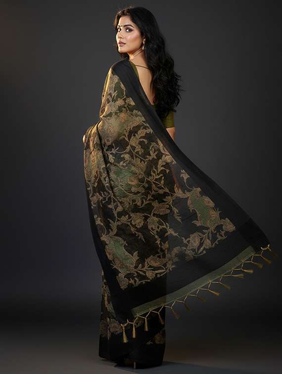 women printed casual wear saree with blouse - 22105948 - Standard Image - 2