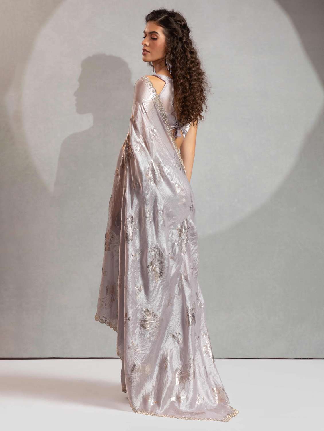 women solid with work embellished saree with blouse - 22106261 -  Standard Image - 2