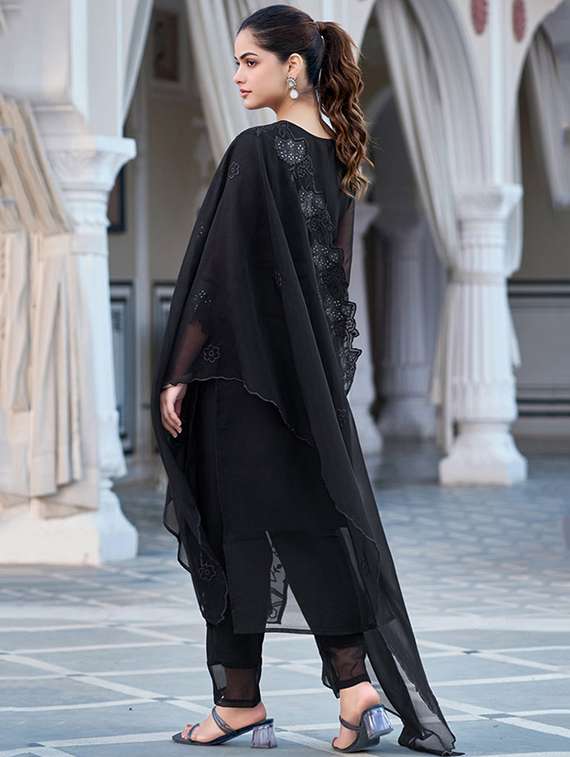 women embroidered three quarter sleeve kurta pant with dupatta set - 22106395 -  Standard Image - 2