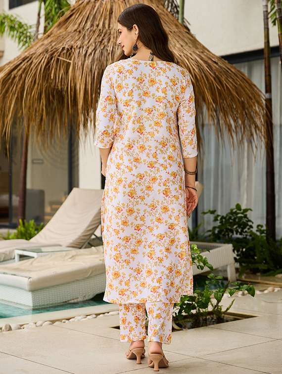 women floral three quarter sleeve kurta pant with dupatta set - 22106399 - Standard Image - 2