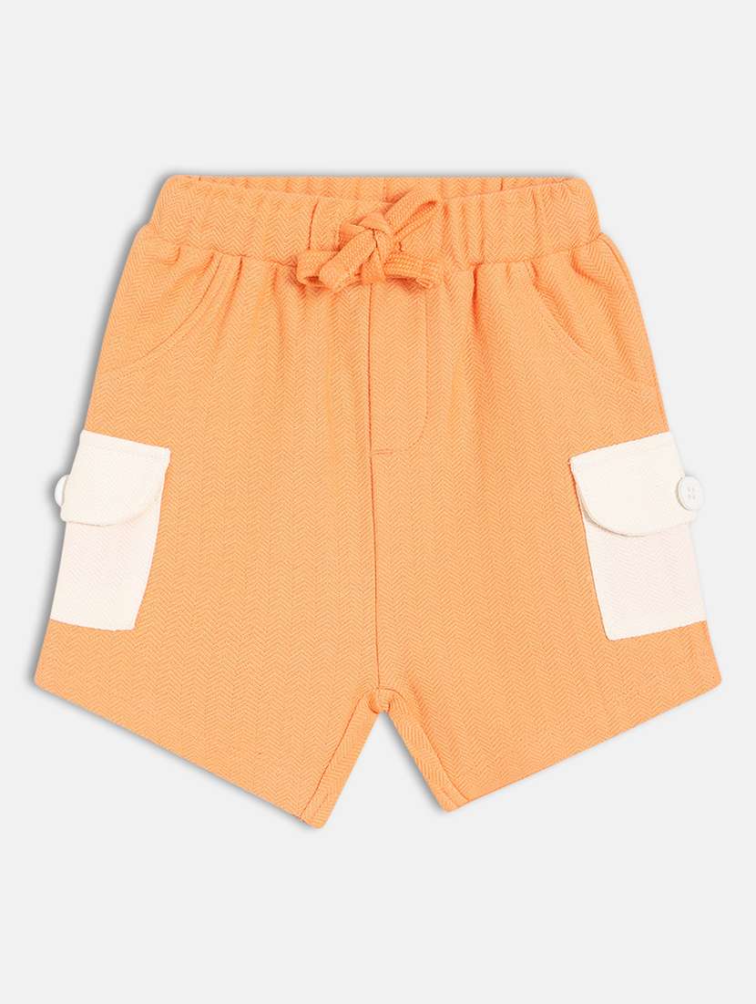 boys solid mid rise regular fit shorts