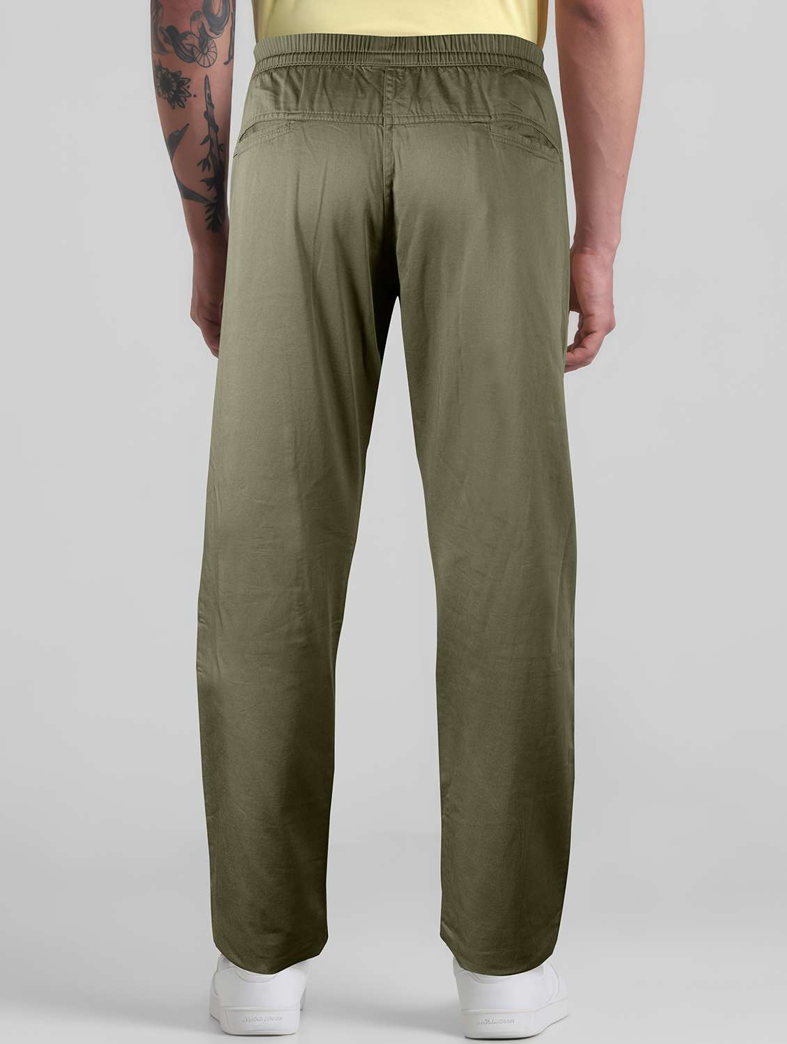 men solid mid rise regular fit cargo - 22107382 -  Standard Image - 2