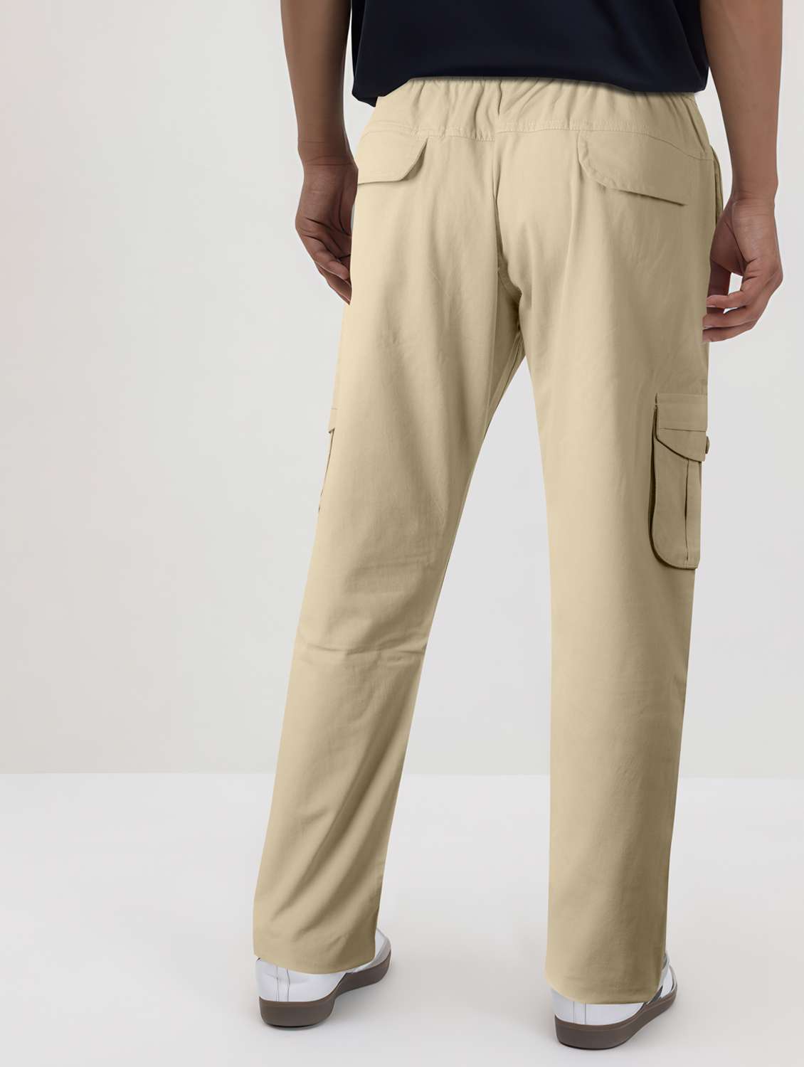 men solid mid rise regular fit cargo - 22107390 -  Standard Image - 2