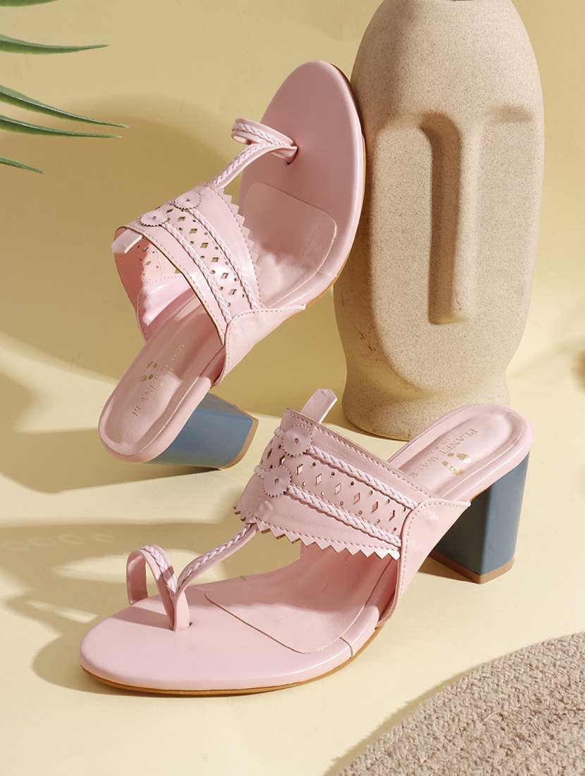 women solid one toe block heel sandal