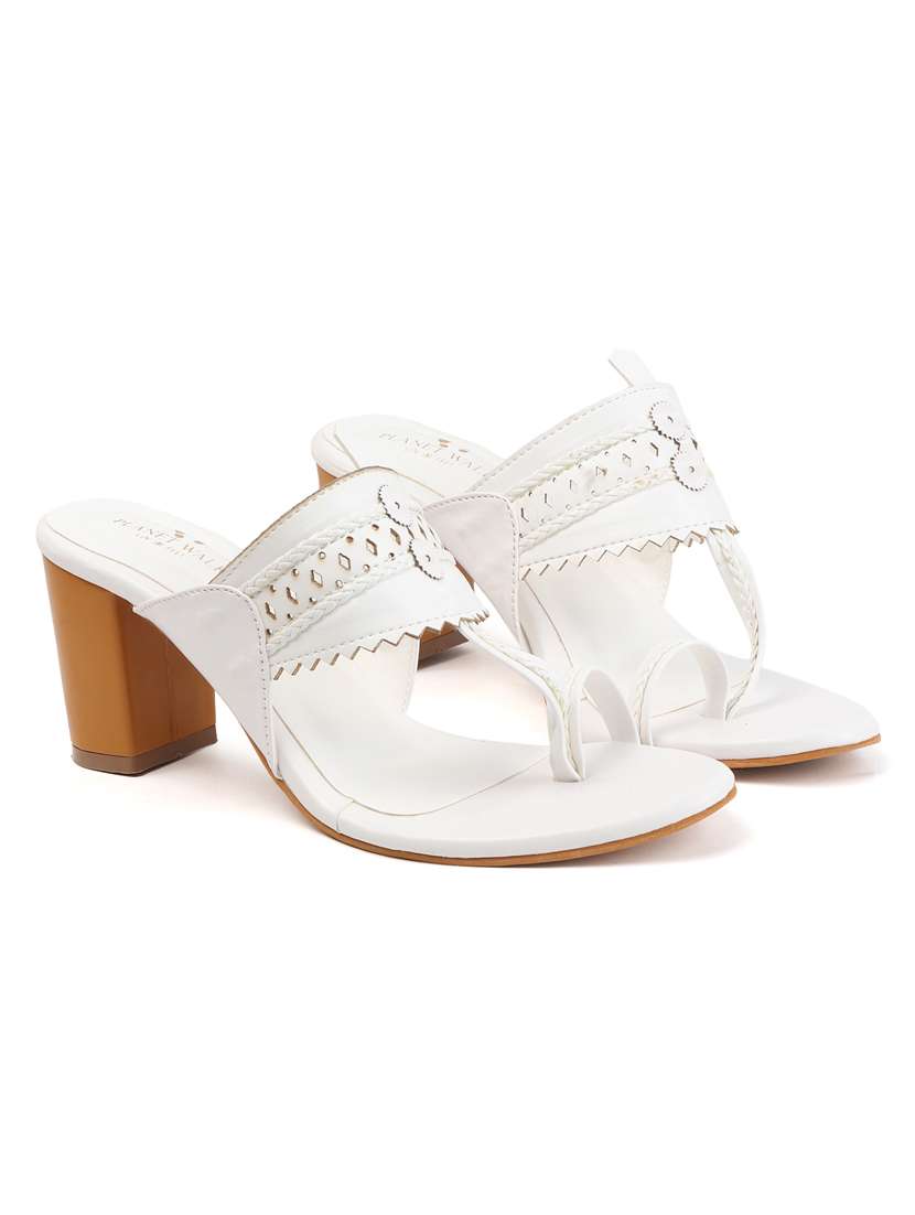 women solid one toe block heel sandal - 22107406 - Standard Image - 2