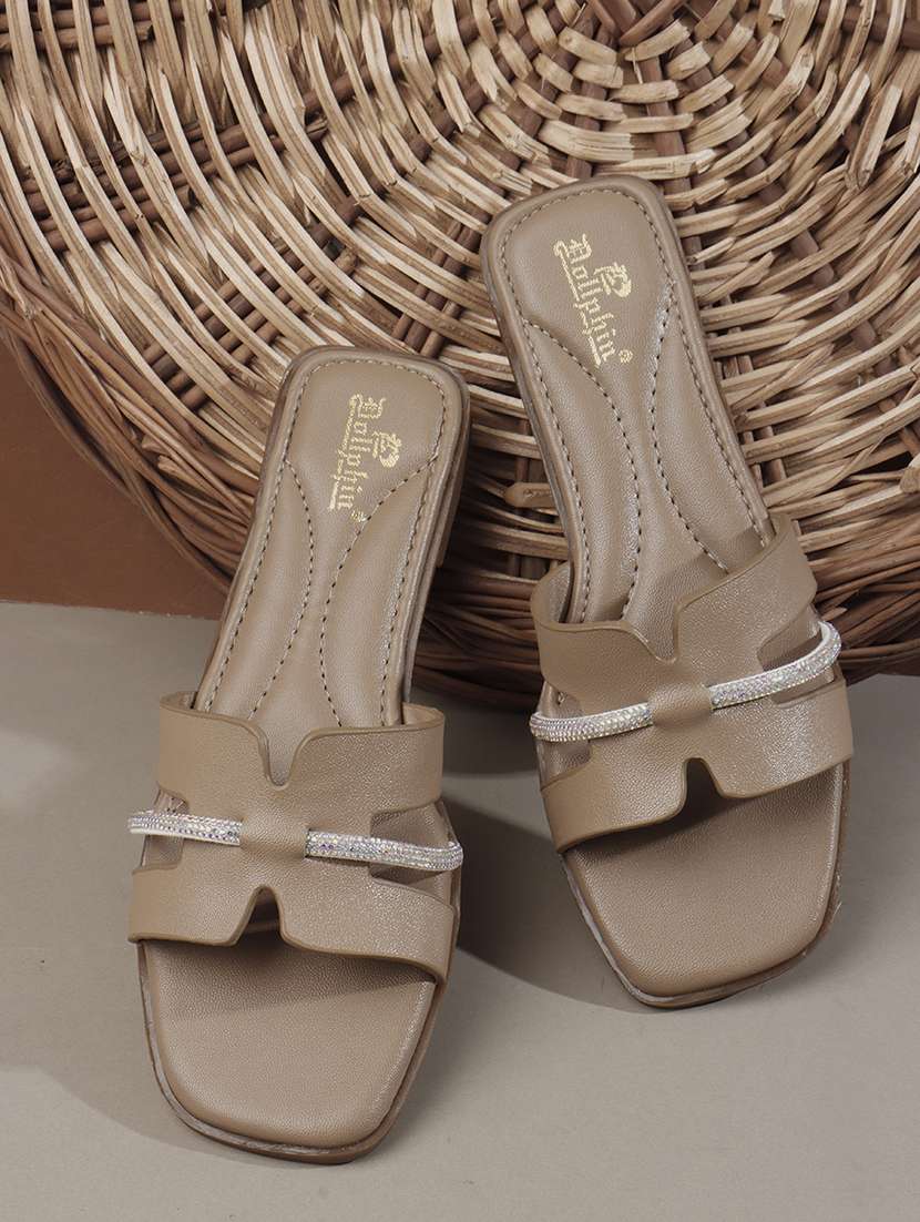 women solid slip on flat sandal