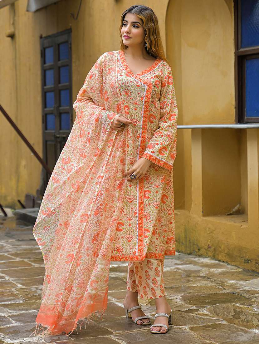 women floral printed long sleeve kurta pant with dupatta set