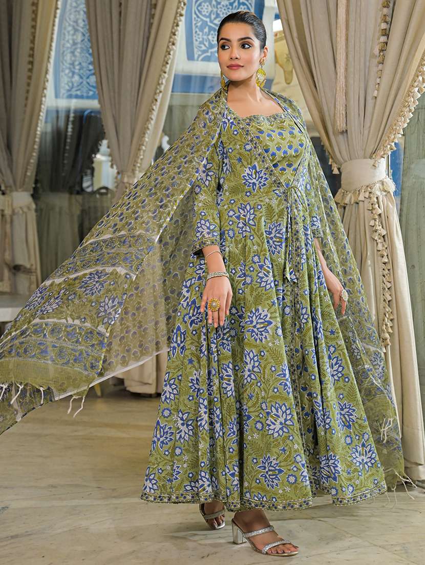 women floral three quarter sleeve kurta pant with dupatta set - 22107709 -  Standard Image - 2