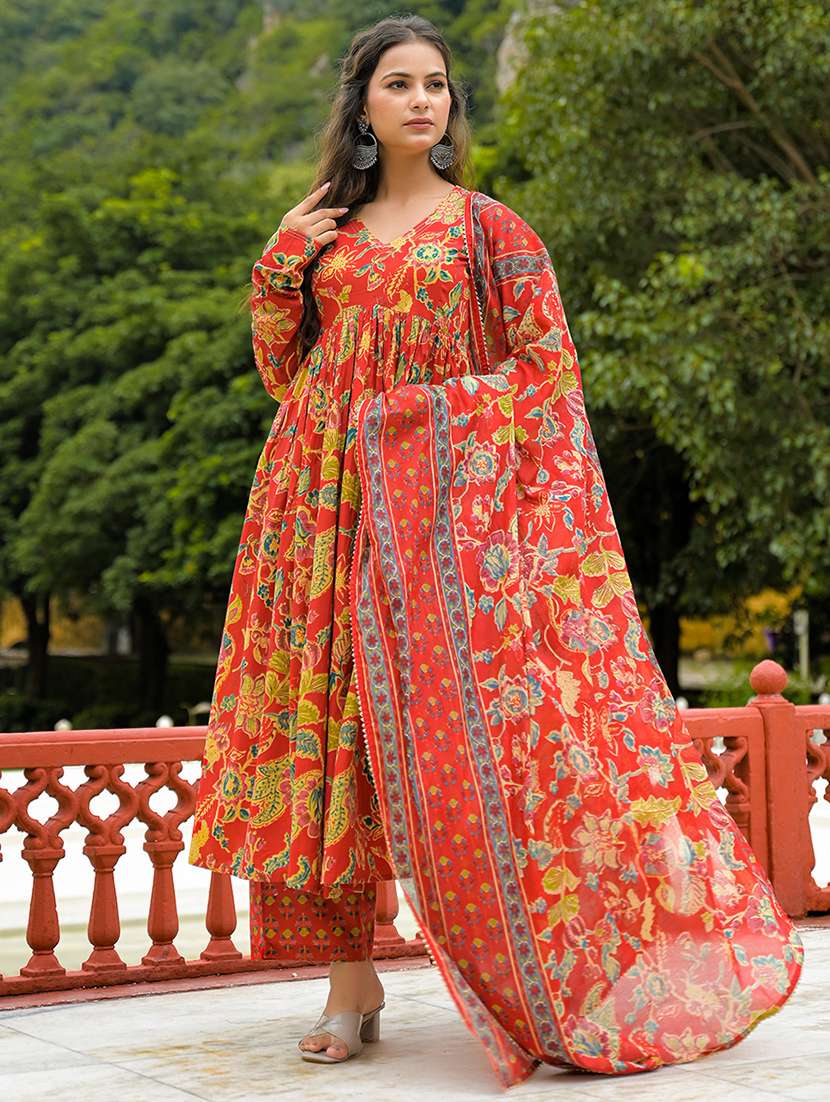 women floral long sleeve kurta pant with dupatta set