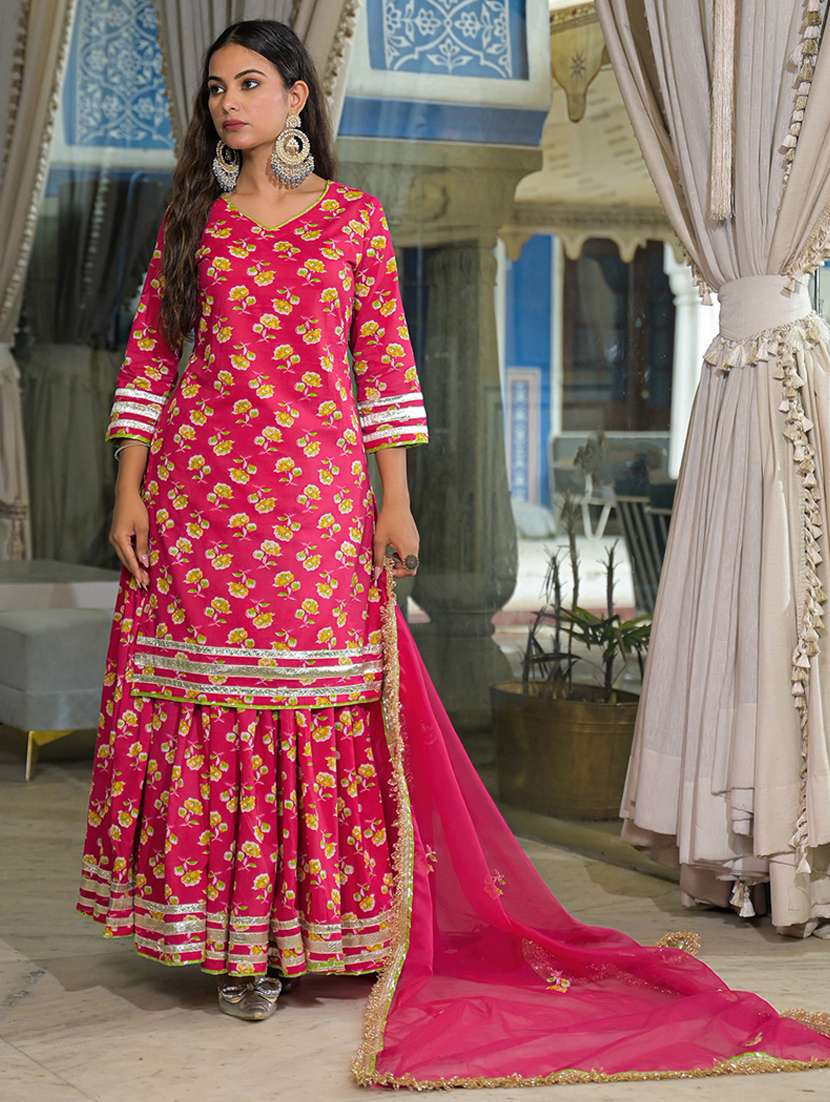 women floral three quarter sleeve kurta skirt with dupatta set - 22107724 -  Standard Image - 2