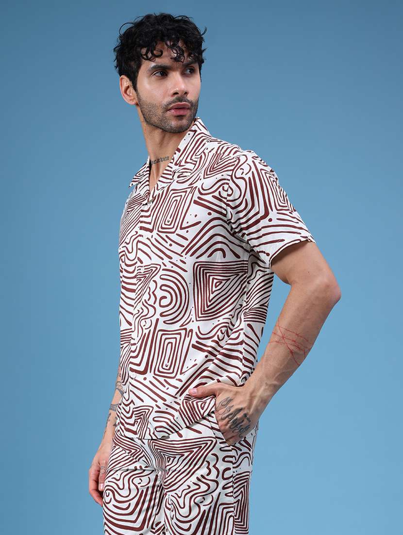 men printed short sleeve regular fit shirt - 22108047 -  Standard Image - 2