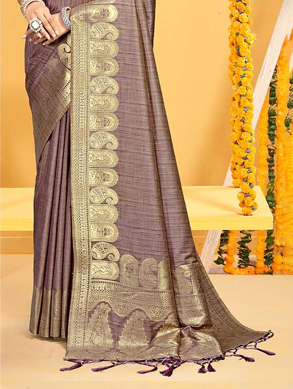 women self design assam silk saree with blouse - 22108063 -  Standard Image - 2