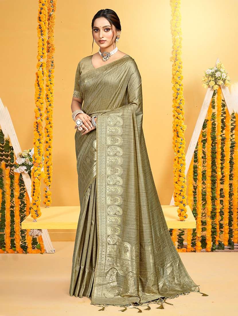 women self design assam silk saree with blouse