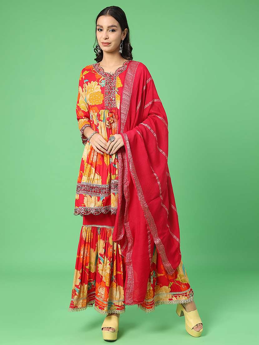 women floral three quarter sleeve kurta sharara with dupatta set