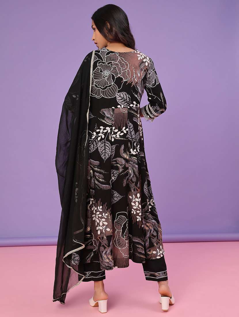 women printed three quarter sleeve kurta pant with dupatta set - 22110777 -  Standard Image - 2