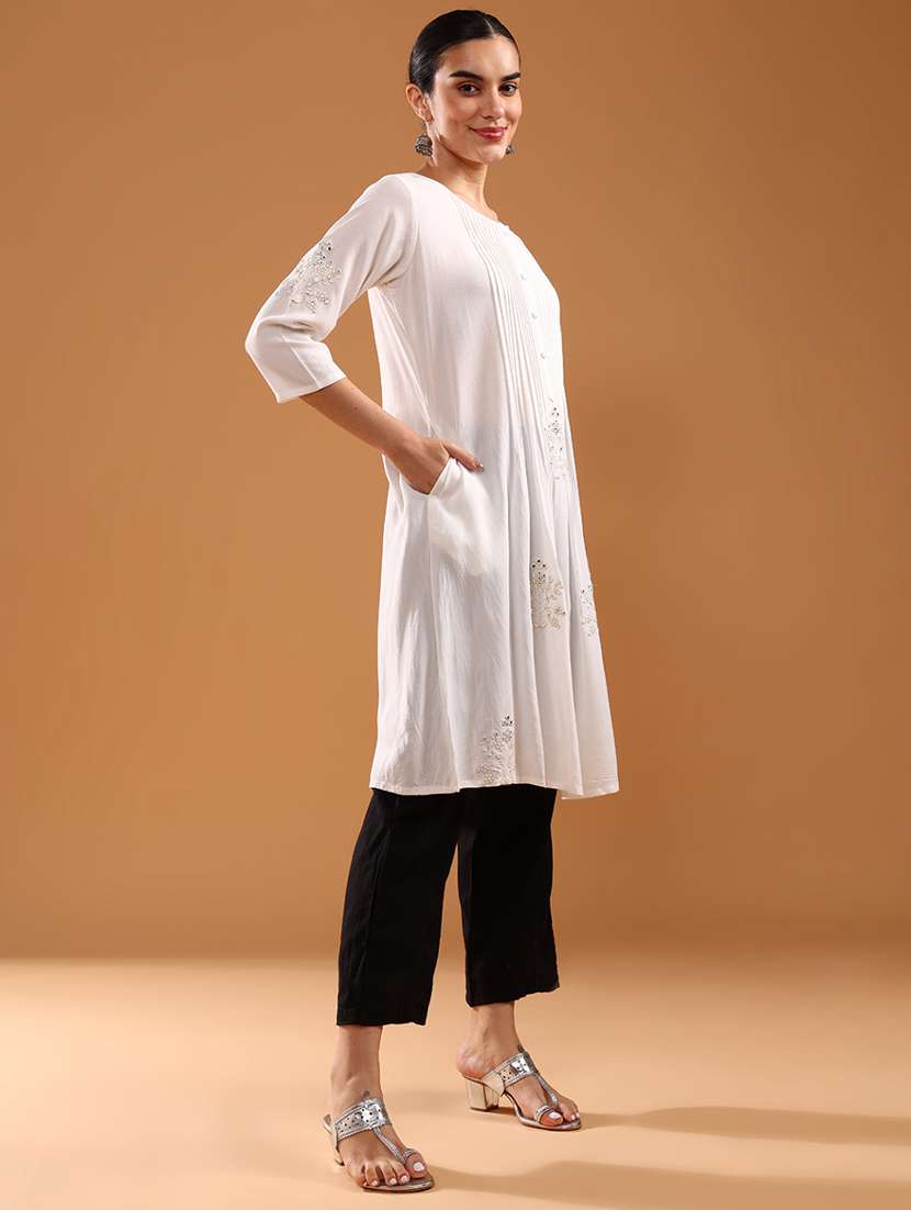 women solid three quarter sleeve a-line kurta - 22130240 -  Standard Image - 2