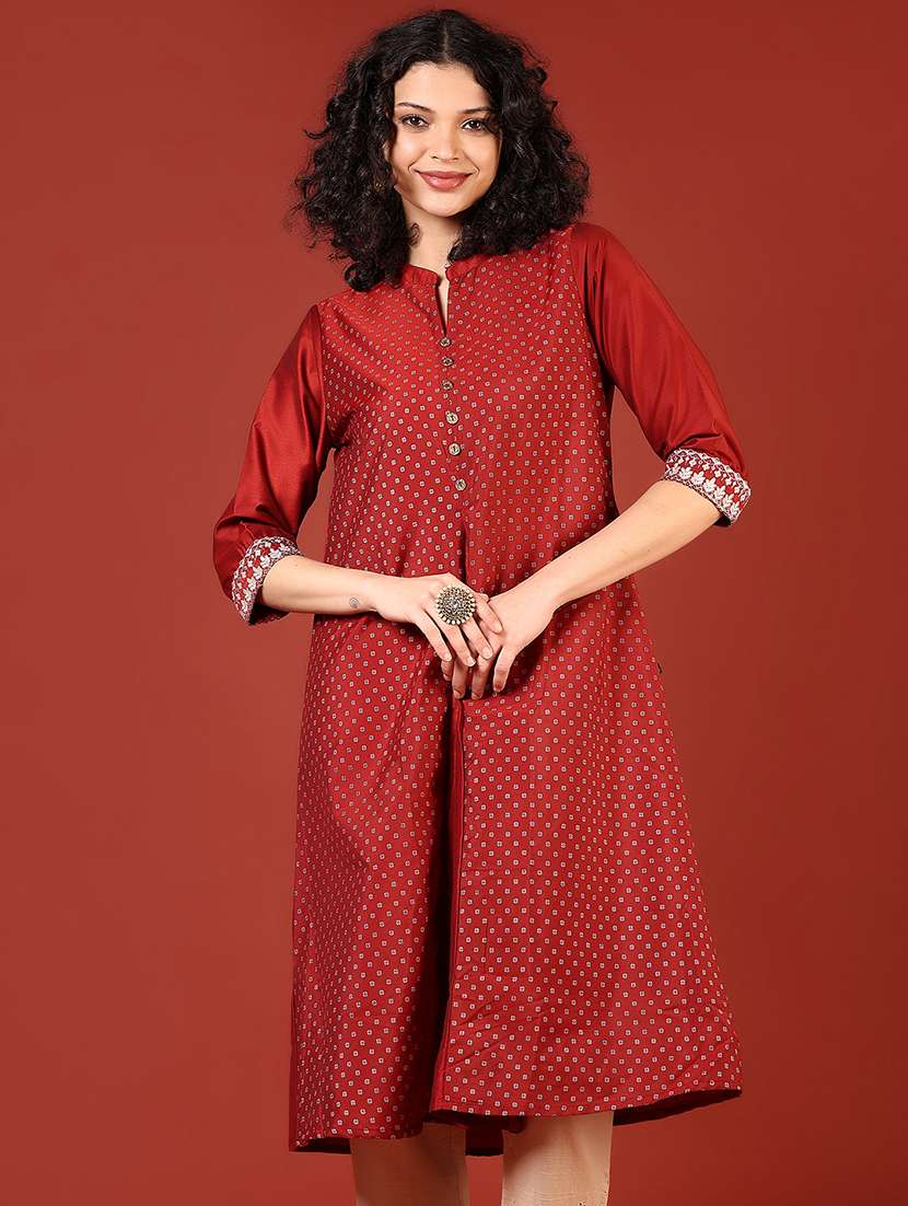 women printed three quarter sleeve straight kurta