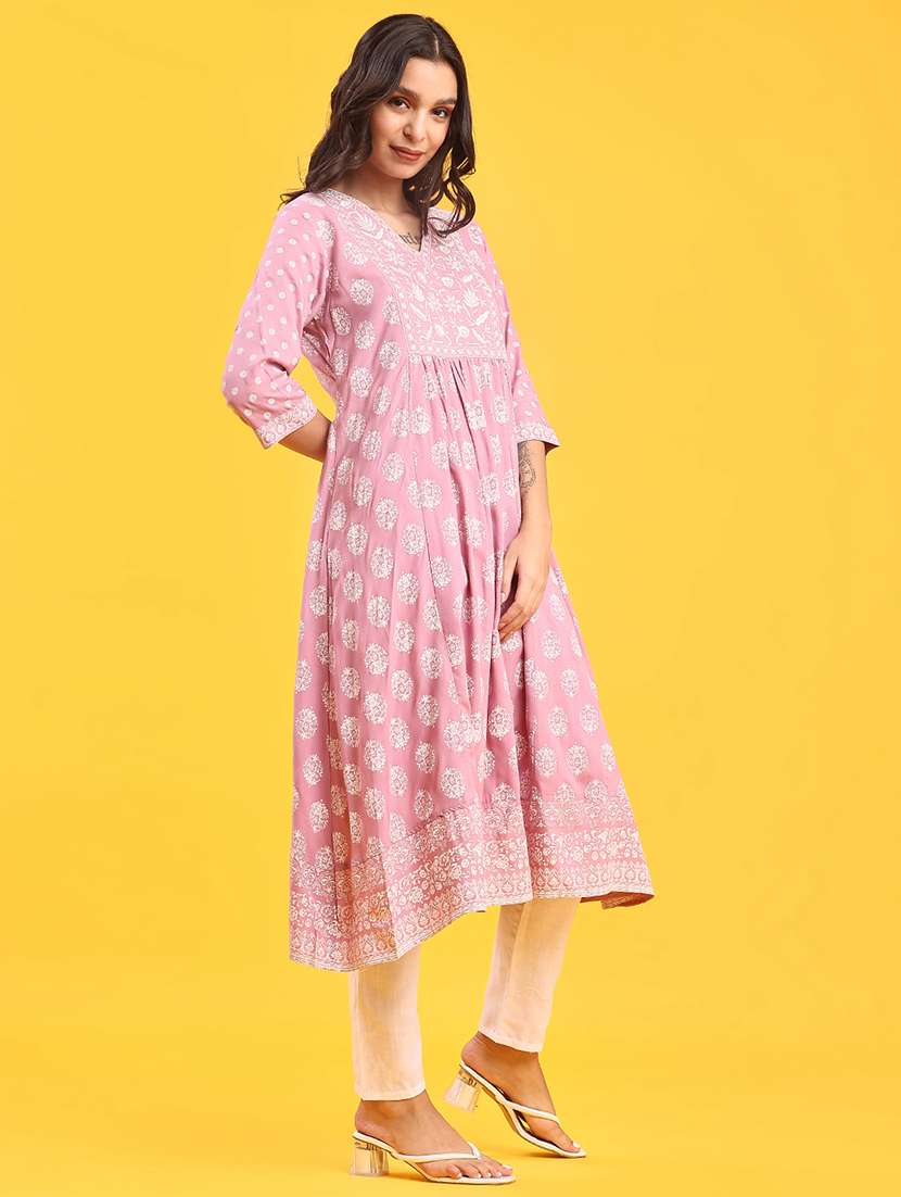 women printed three quarter sleeve a-line kurta - 22139390 -  Standard Image - 2