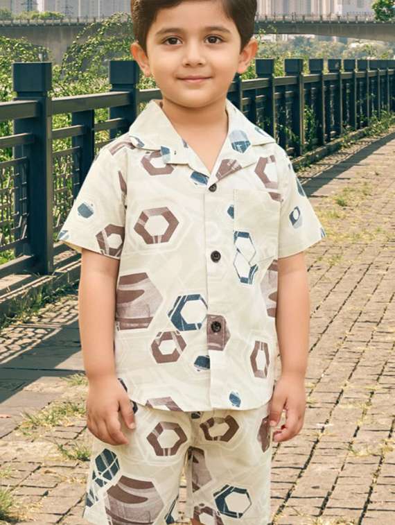 boys printed shirt and shorts co-ord set - 22140181 -  Standard Image - 2