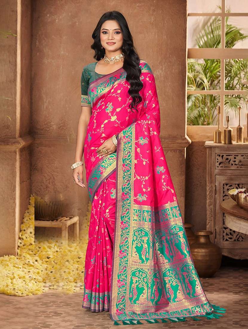 women self design banarasi saree with blouse