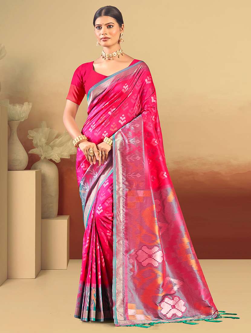 women self design banarasi saree with blouse