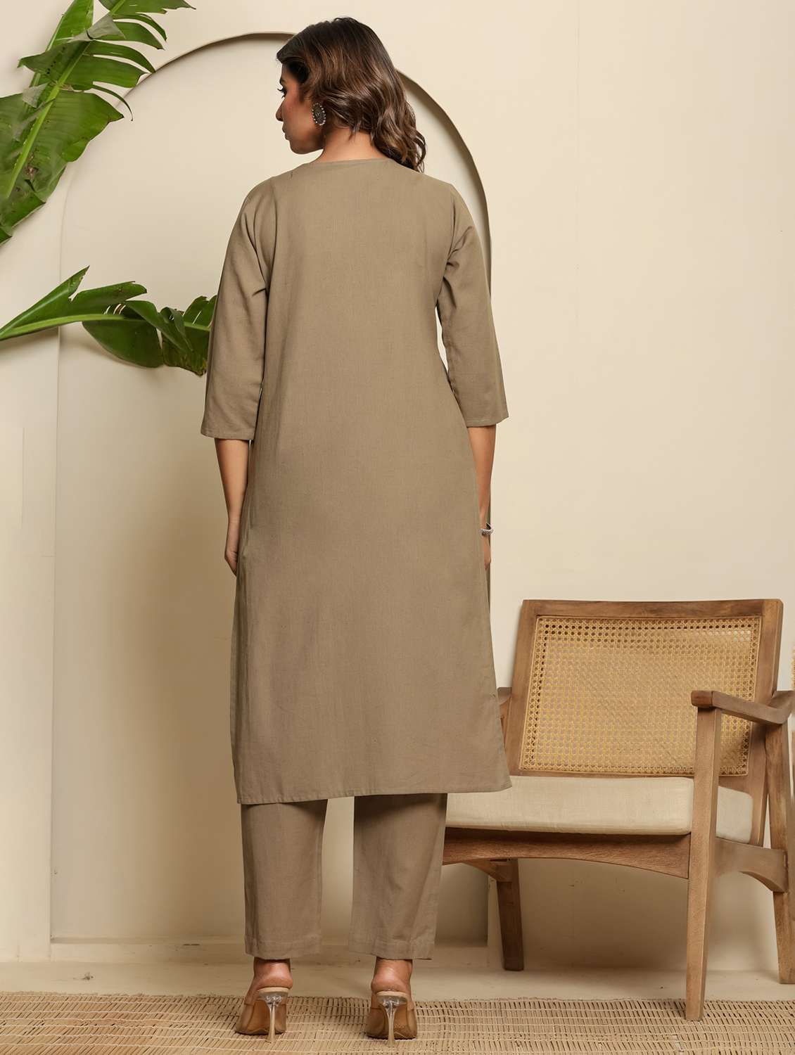 women printed three quarter sleeve kurta pant set - 22140252 - Standard Image - 2