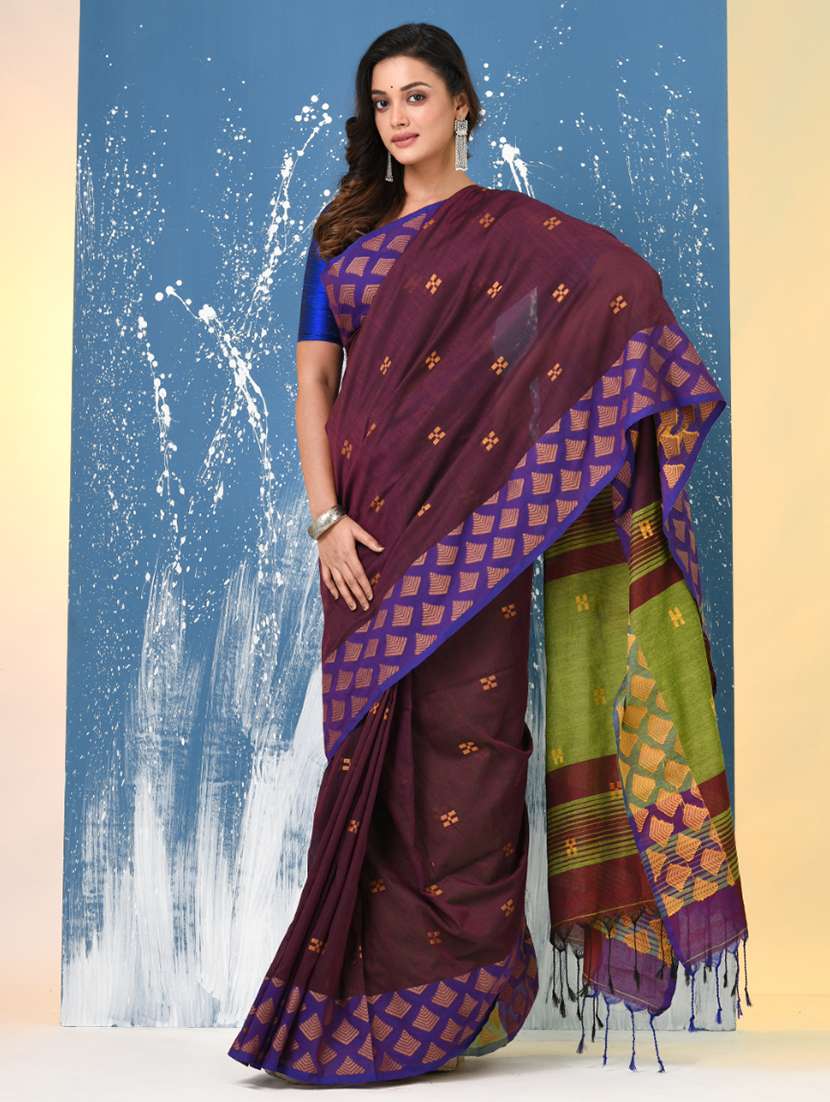 women self design handloom saree with blouse - 22140287 -  Standard Image - 2