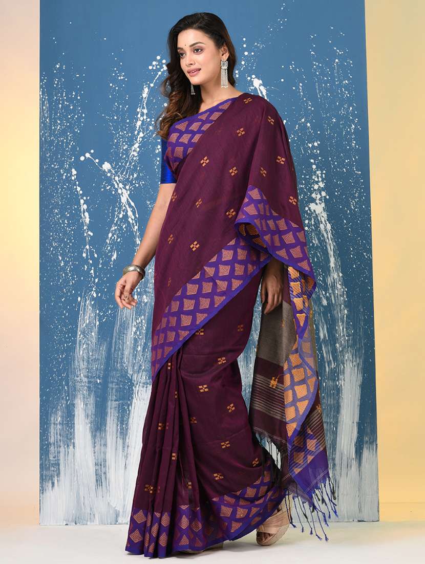 women self design handloom saree with blouse - 22140288 -  Standard Image - 2