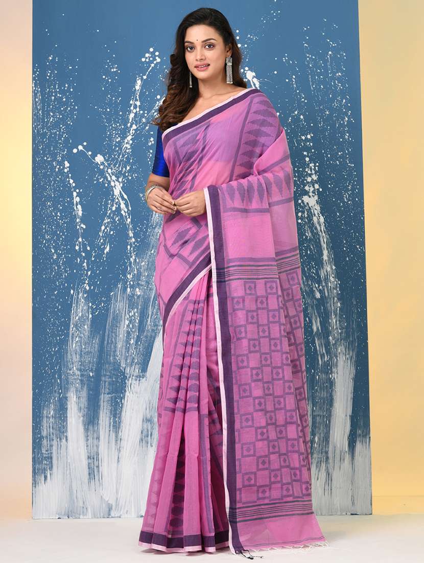 women self design handloom saree with blouse