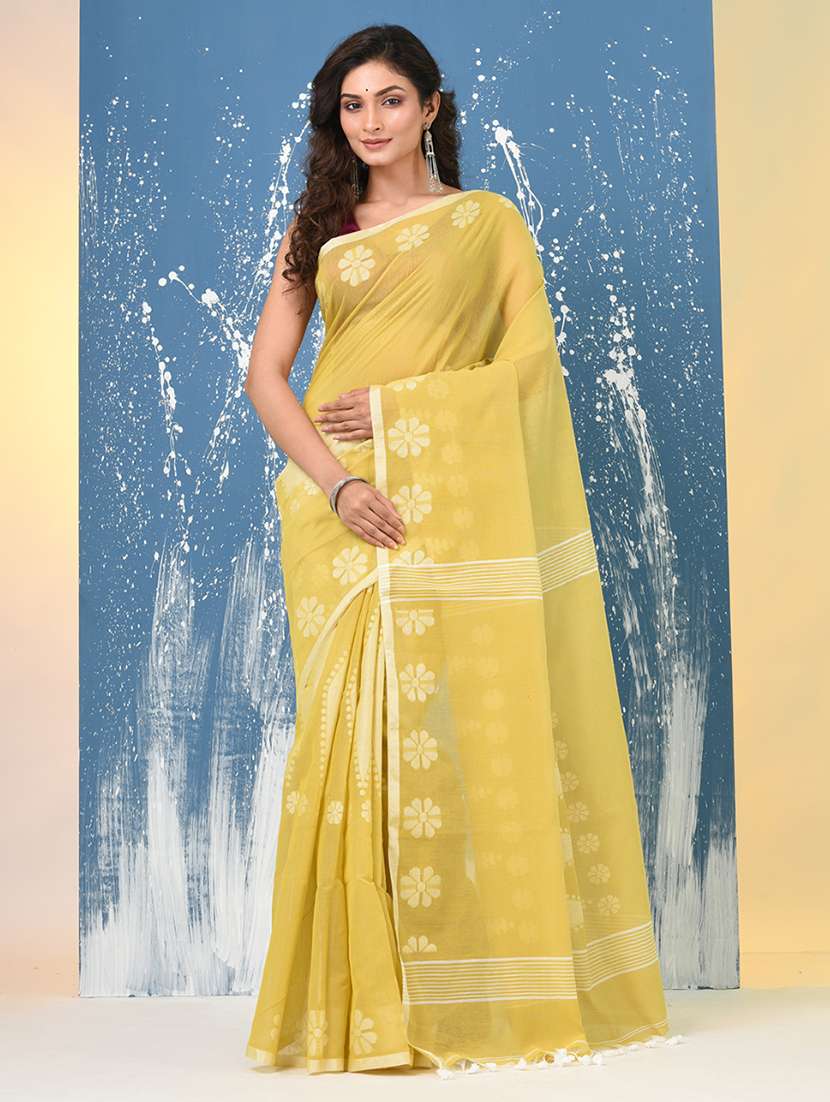 women self design handloom saree with blouse - 22140301 -  Zoom Image - 0