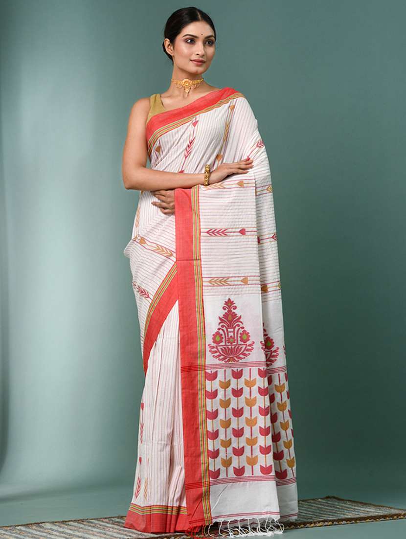women self design handloom saree with blouse