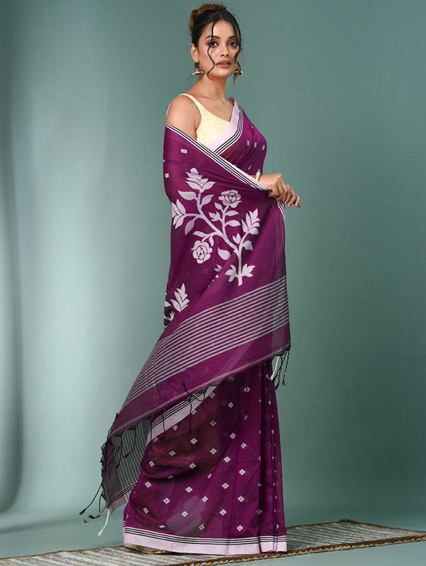 women self design handloom saree with blouse - 22140379 -  Standard Image - 2