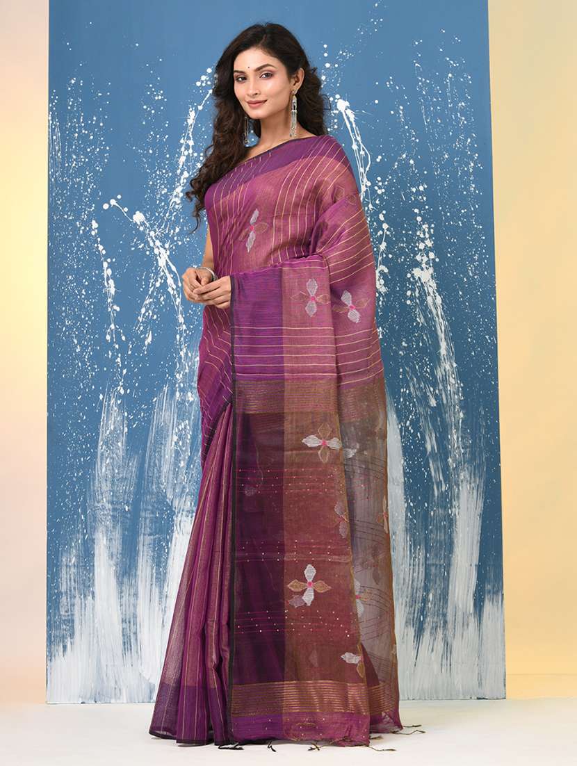 women self design handloom saree with blouse - 22140392 -  Standard Image - 2