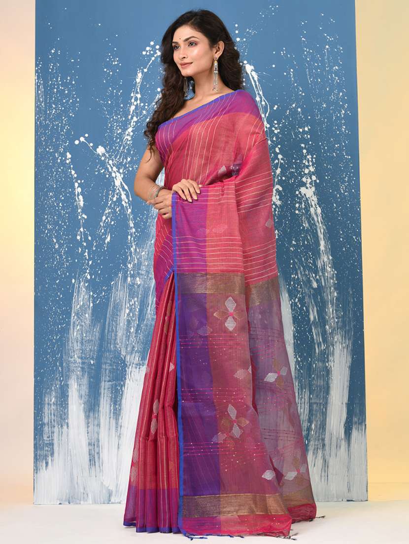 women self design handloom saree with blouse - 22140393 -  Standard Image - 2