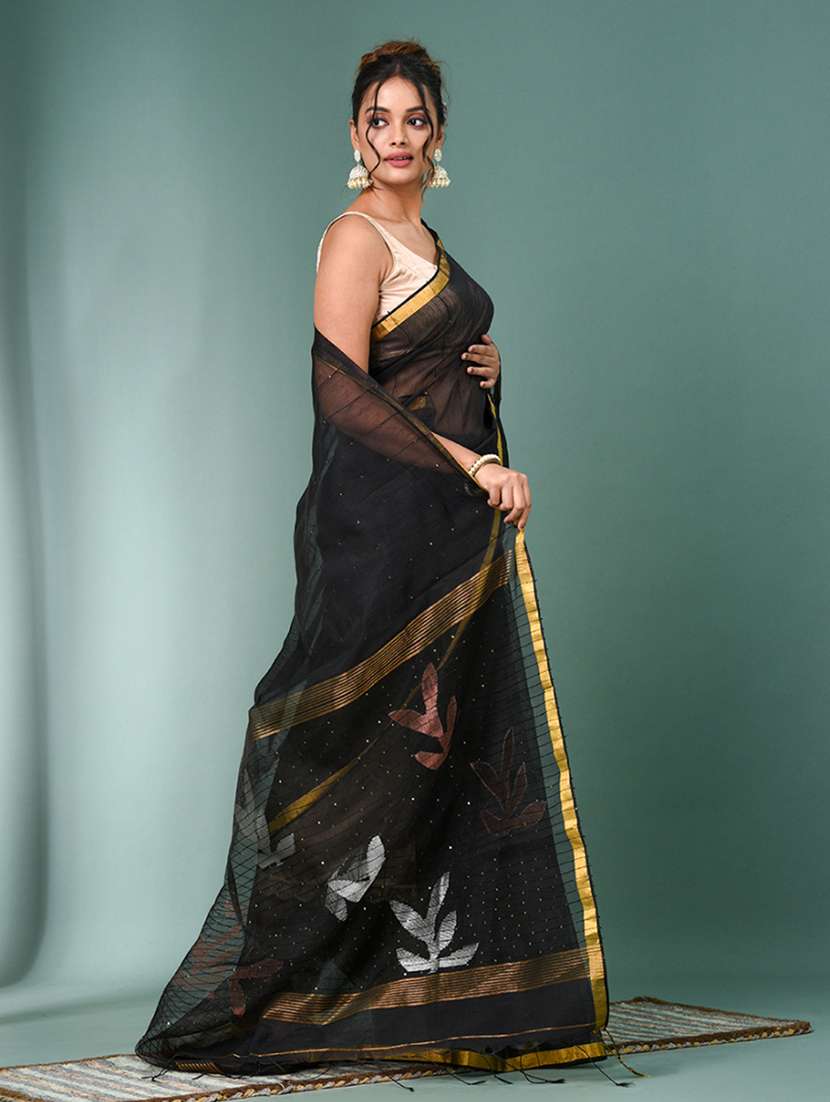women self design handloom saree with blouse - 22140408 - Standard Image - 2