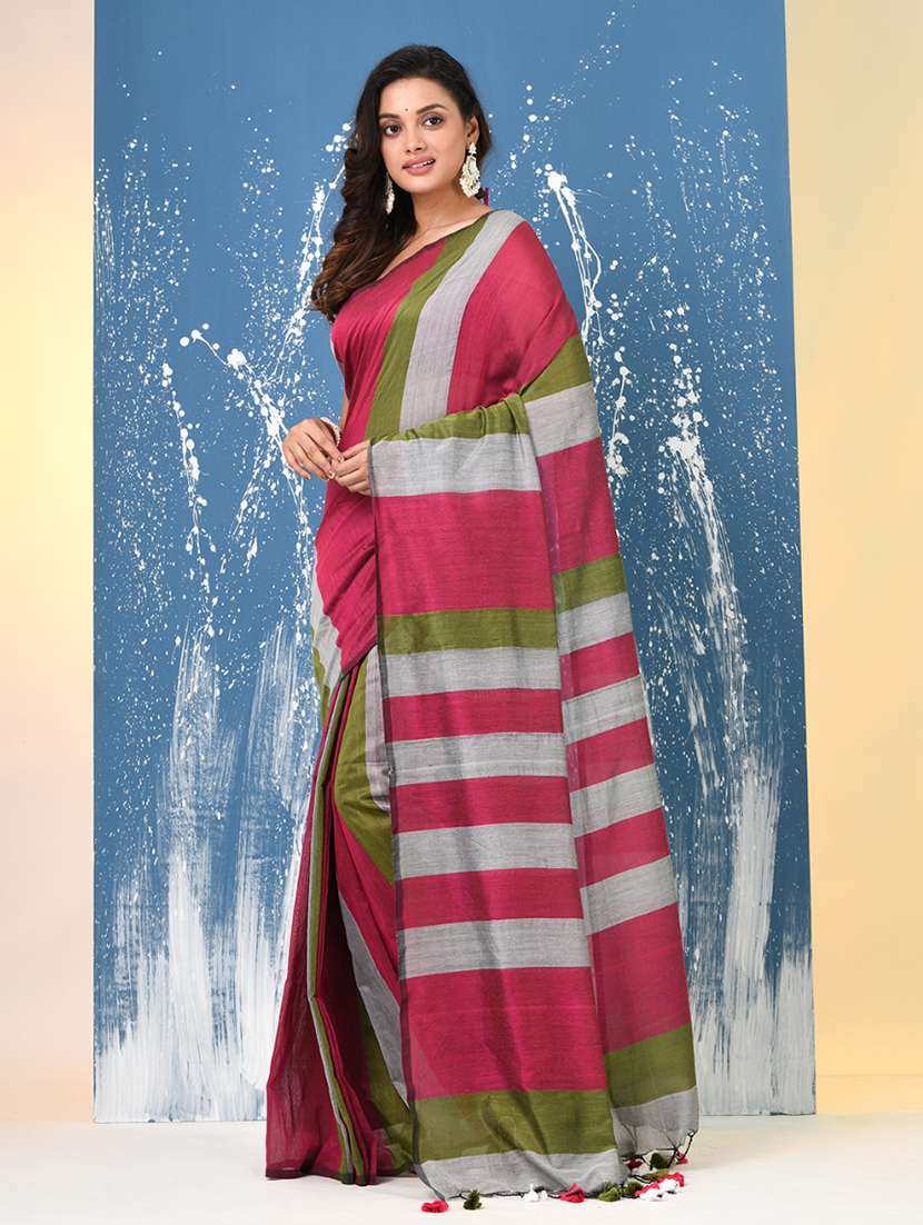 women striped handloom saree with blouse - 22140436 -  Standard Image - 2