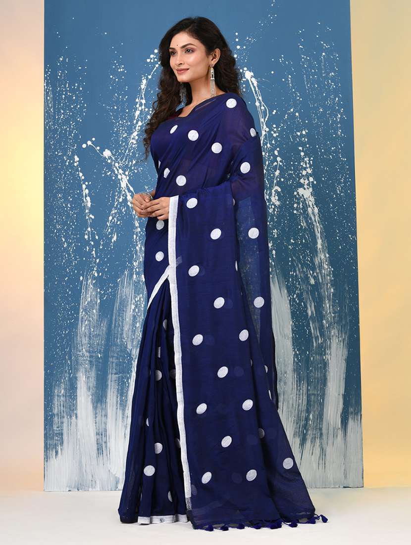 women polka dot handloom saree with blouse - 22140459 -  Standard Image - 2