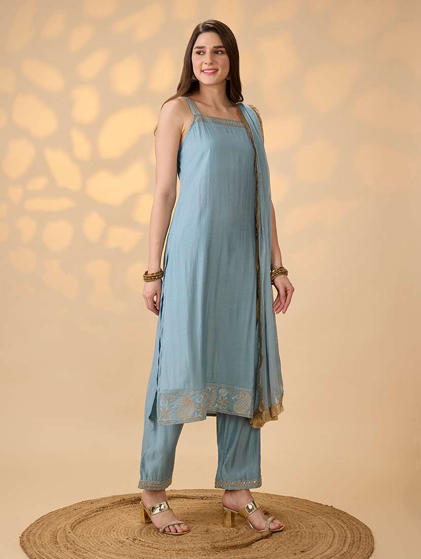women solid sleeveless kurta pant dupatta set - 22140471 -  Standard Image - 2