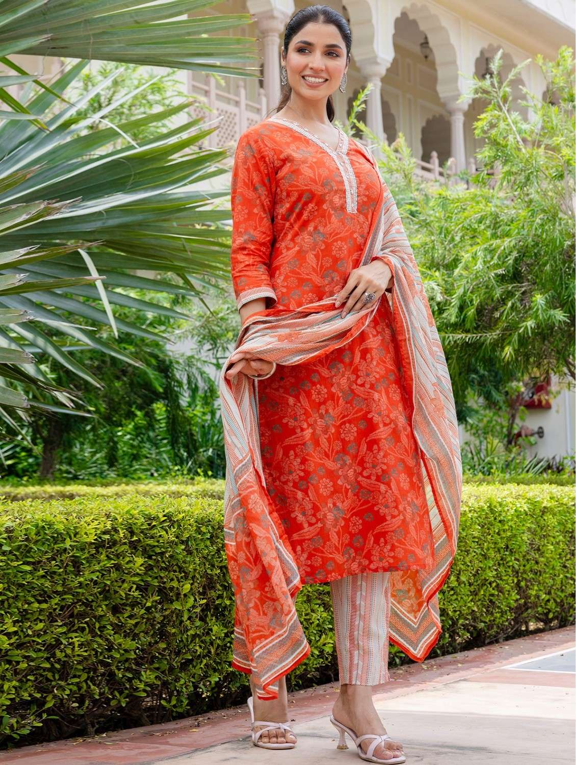 women floral printed three quarter sleeve kurta pant with dupatta set - 22140542 -  Standard Image - 2