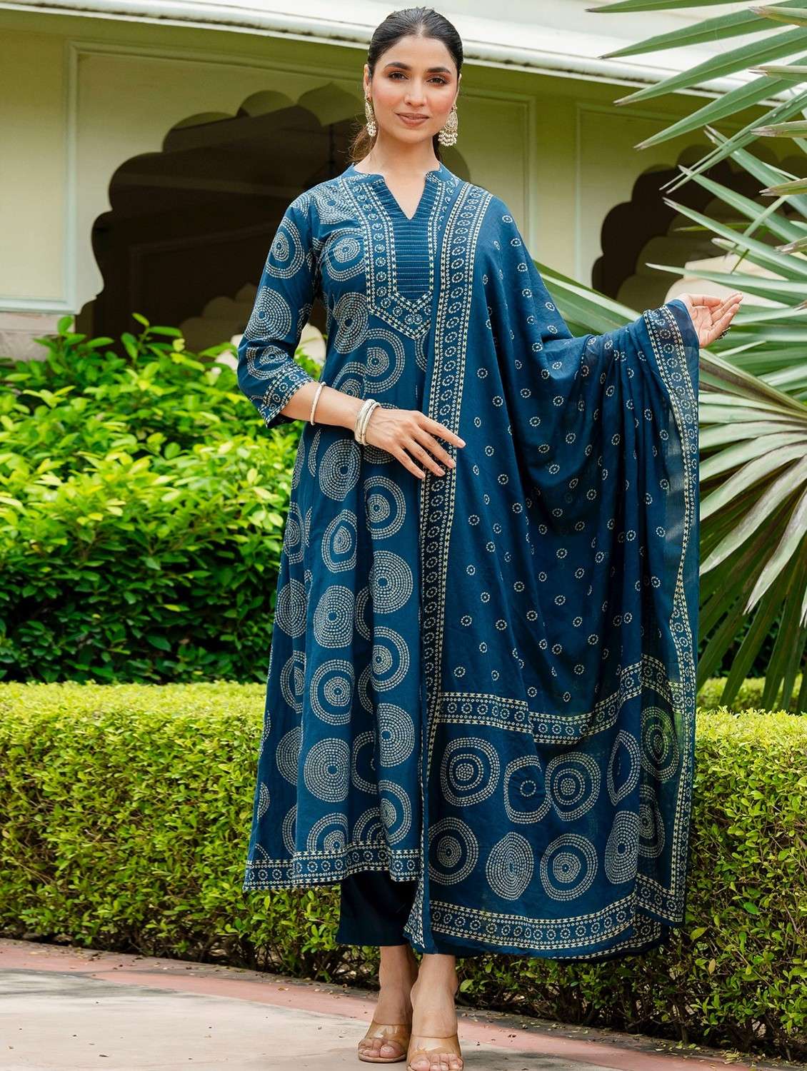 women bandhani printed three quarter sleeve kurta pant with dupatta set