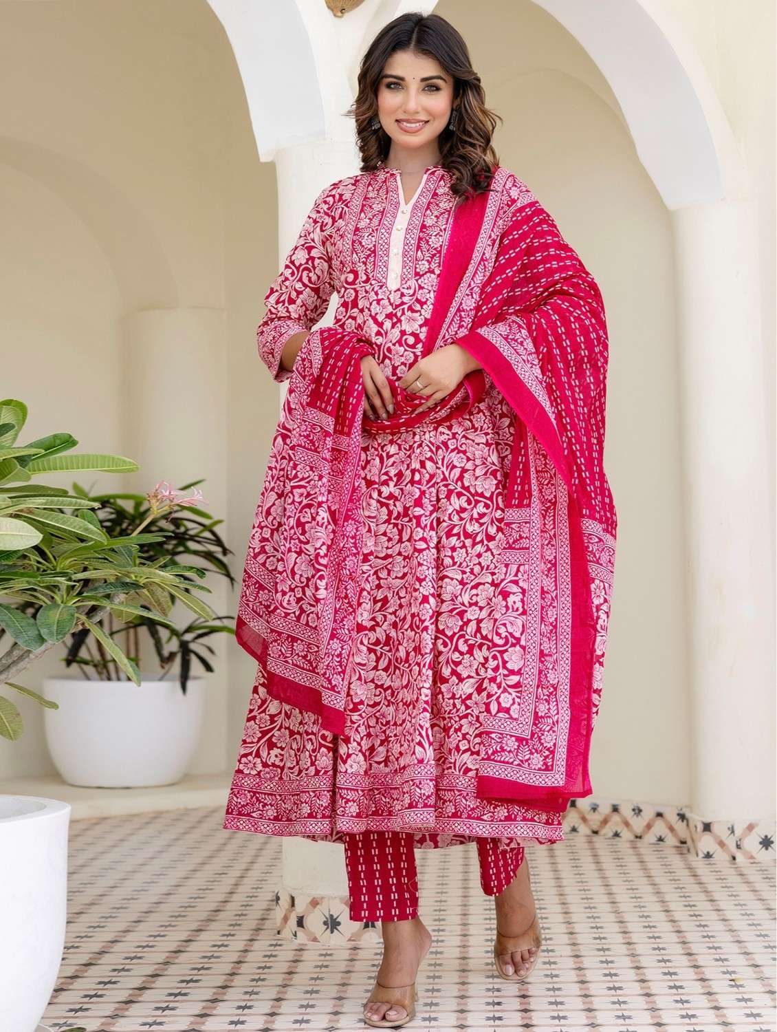 women floral printed three quarter sleeve kurta pant with dupatta set - 22140550 -  Standard Image - 2