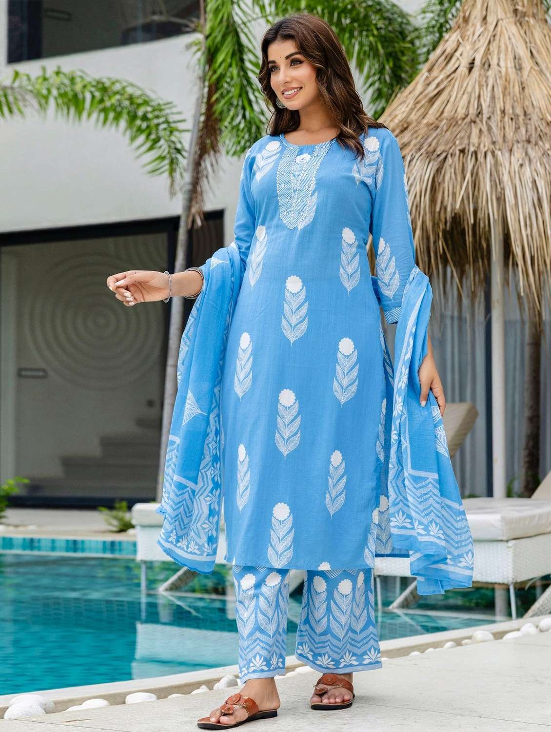women printed three quarter sleeve kurta palazzo with dupatta set - 22140569 -  Standard Image - 2