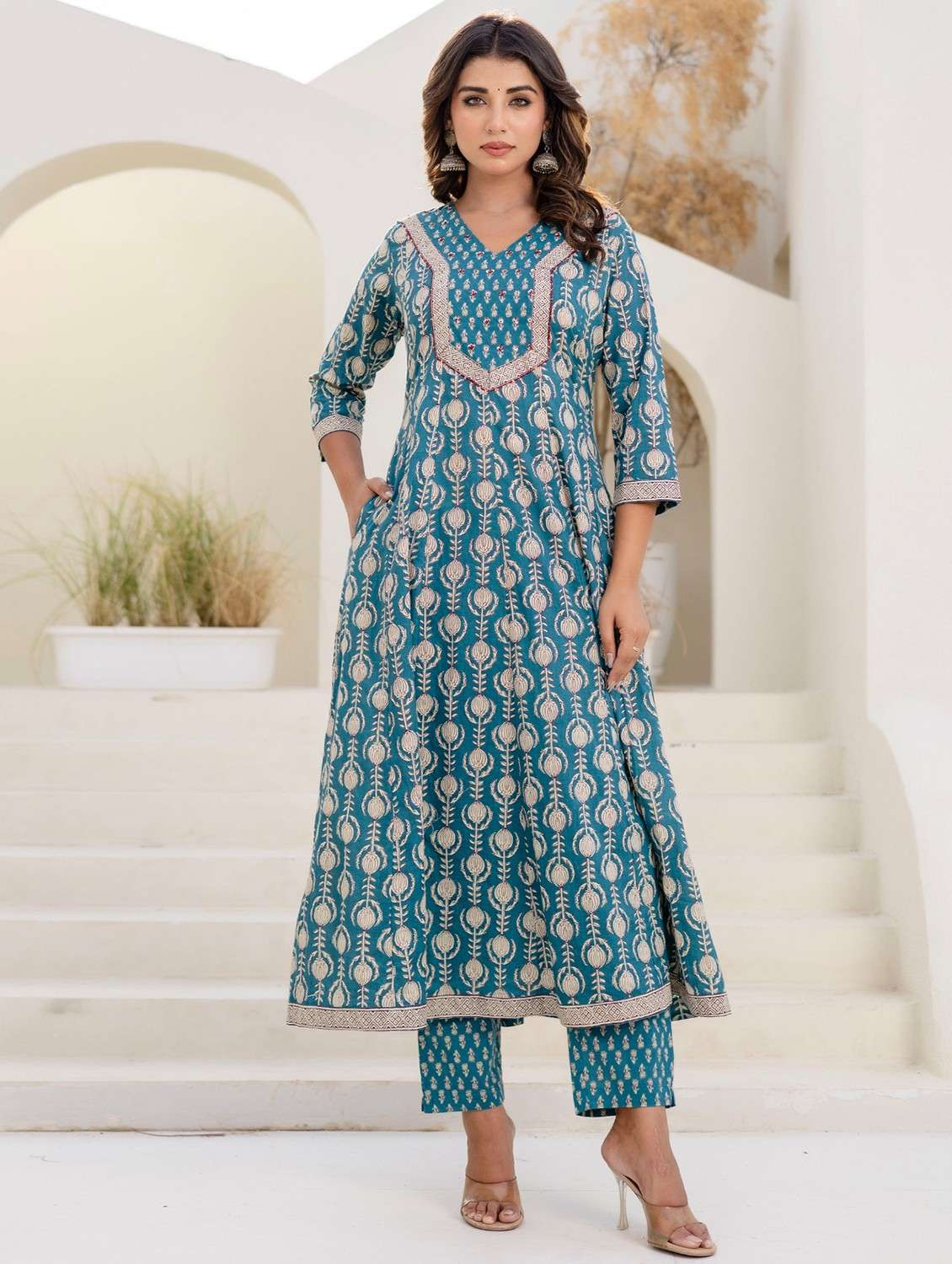 women floral printed three quarter sleeve kurta pant with dupatta set - 22140596 - Standard Image - 2