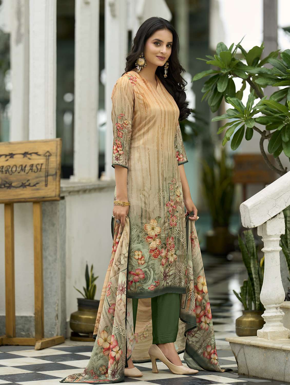 women printed three quarter sleeve kurta pant with dupatta set - 22140793 -  Standard Image - 2