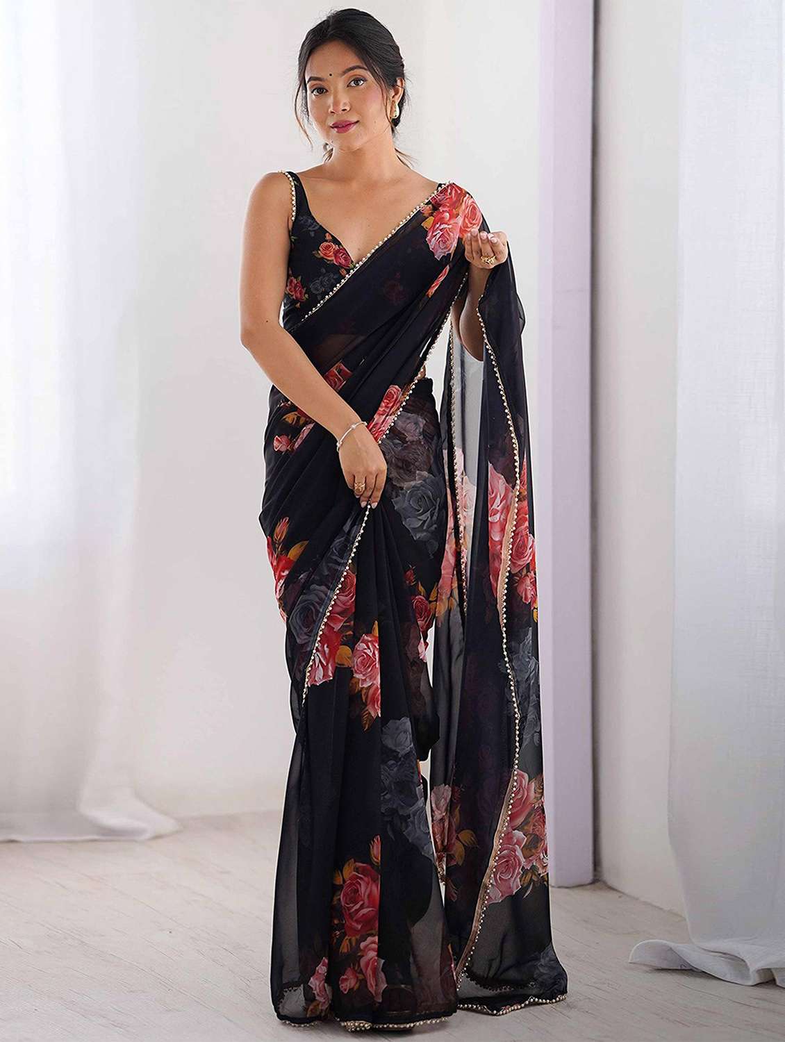 women printed casual wear saree with blouse